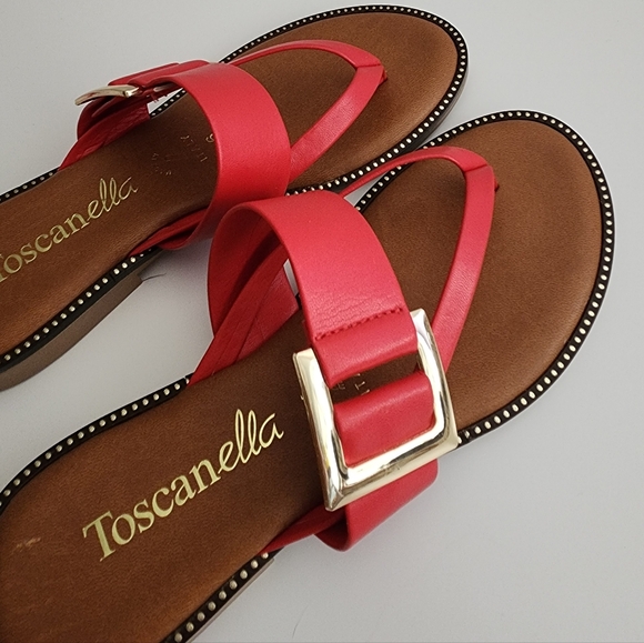 Toscanella Red Buckled Thong Sandals Size 6 Made in Italy Summer Sandals - Picture 3 of 11